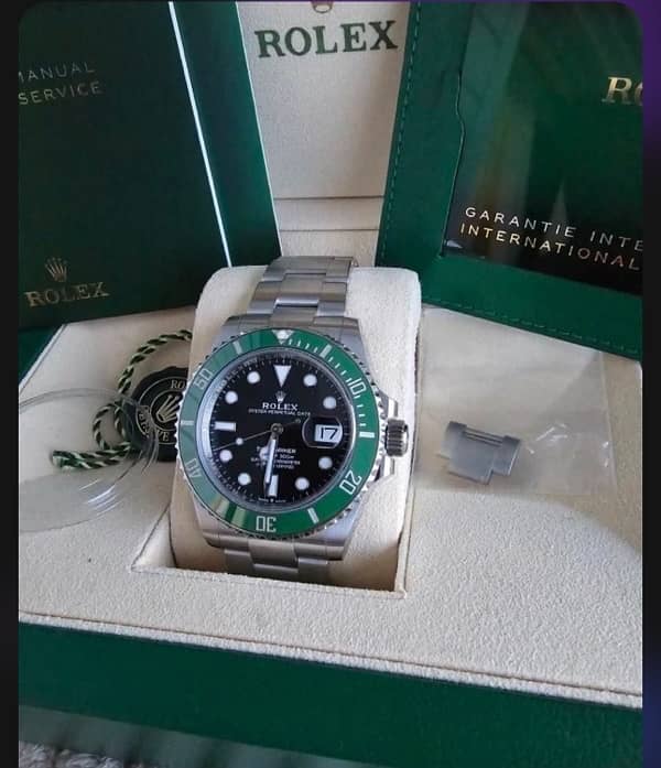 WATCH BUYER / Rolex Submariner Cartier Panthere Graham Rado Jubile IWC 3