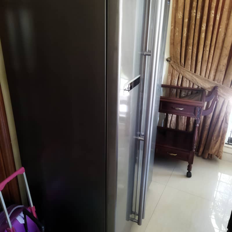 Samsung Double Door Almost New 7