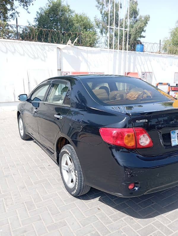 Toyota Corolla GLI 2010 4