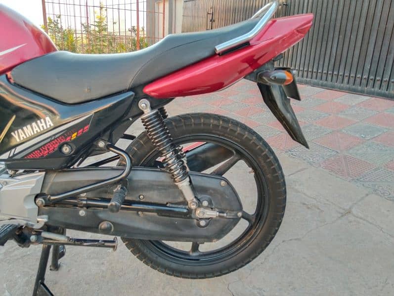 YAMAHA YBR G  MODEL 2021/22 REGISTER ALL PUNJAB  CONDITION GOOD 4