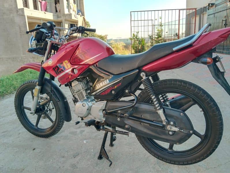 YAMAHA YBR G  MODEL 2021/22 REGISTER ALL PUNJAB  CONDITION GOOD 7