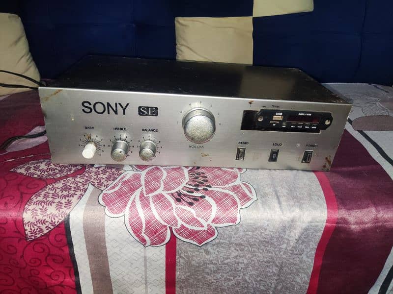 i want to sale my Heavy duty desi Amplifier with 8 large Transistors 0