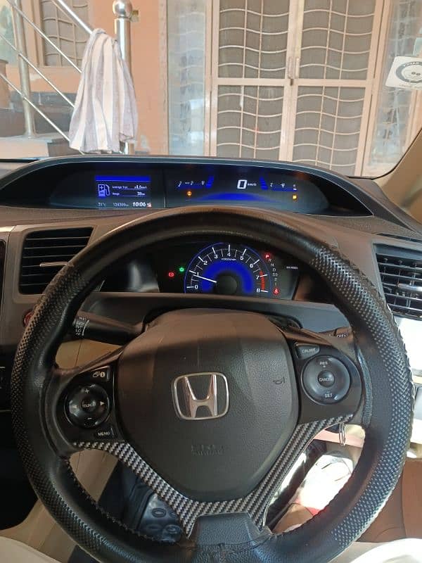 Honda Civic Oriel 2014 10