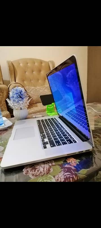 Apple MacBook Pro A1398 2