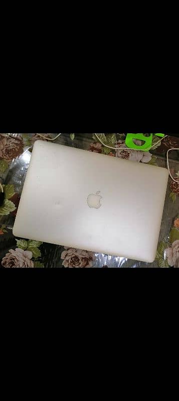 Apple MacBook Pro A1398 5