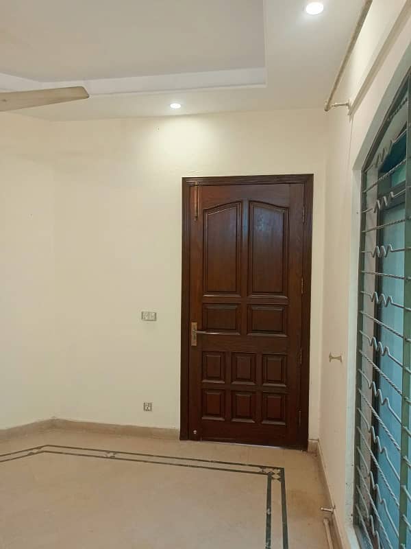 1 knal full house for rent at the prime location of Johar town 3