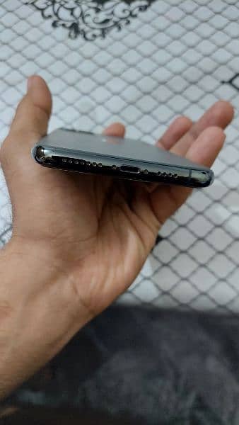 Iphone 11 pro max 64gb Non pta 3