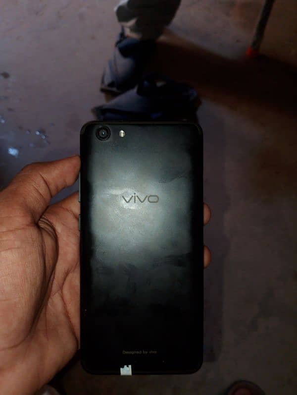 Vivo Y71 1