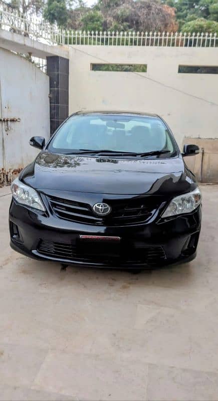 Toyota Corolla XLI 2014 limited edition 1st owner 3