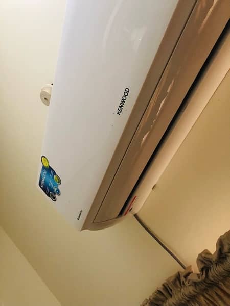 Kenwood FULL DC inverter AC run on just 1.7 Ampere 15 days used 1