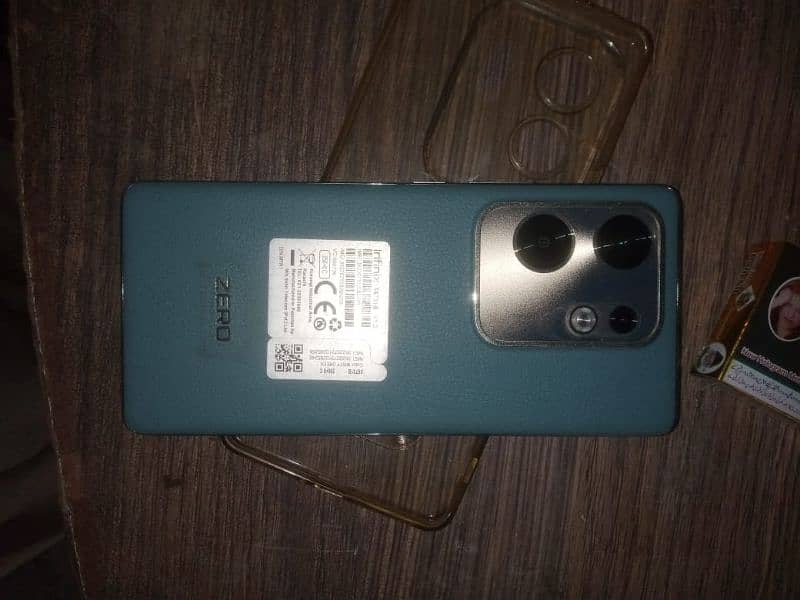 Infinix zero 30     10 by 10 condition 8+256 GB 5