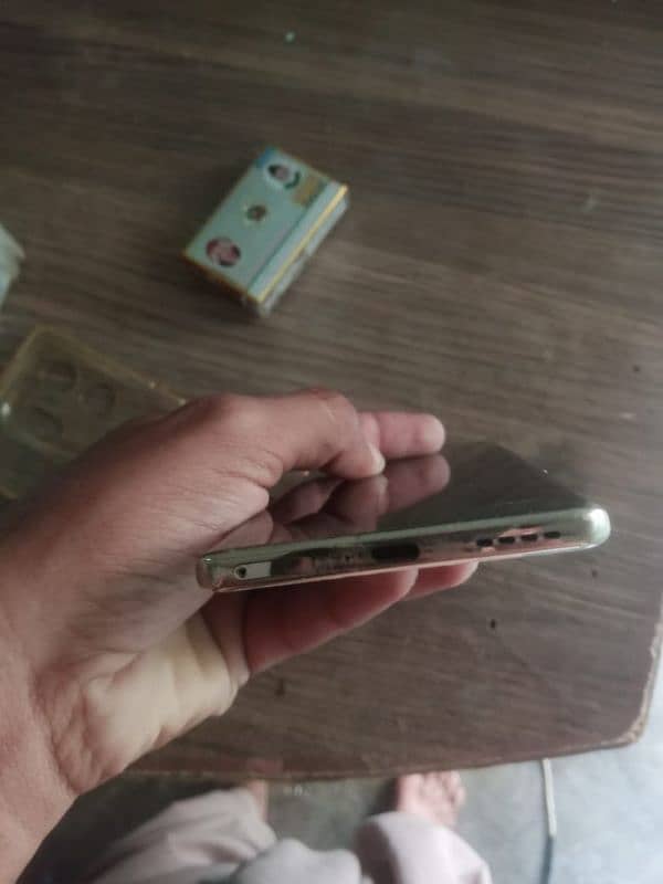 Infinix zero 30     10 by 10 condition 8+256 GB 6