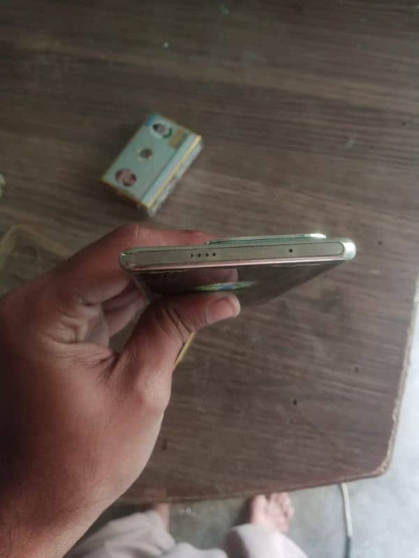 Infinix zero 30     10 by 10 condition 8+256 GB 7