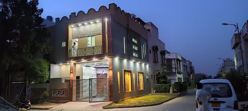 3 double story corner new house for sale four season housing society sumandri road Faisalabad 1