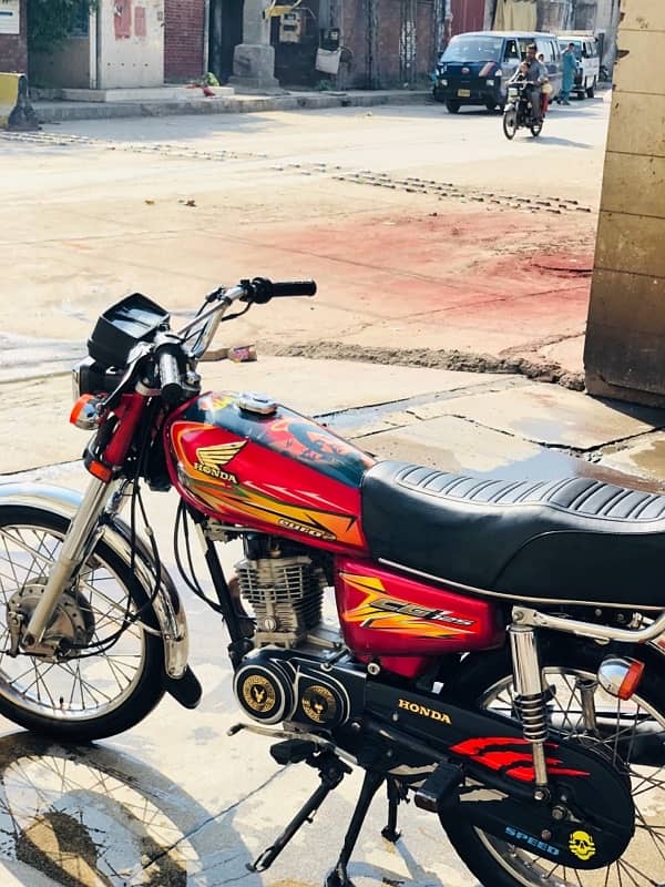 Honda united A1 condition sab okay one hand use ha 3