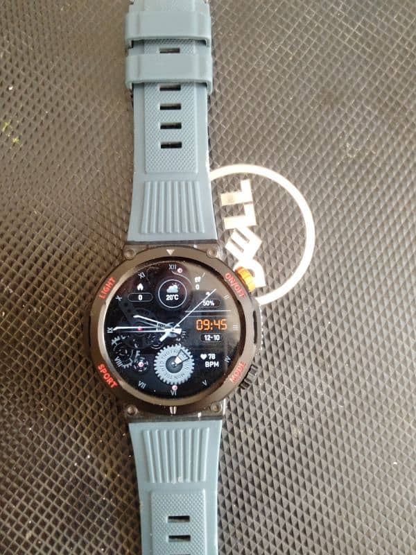 HT 17 SMART WATCH 1