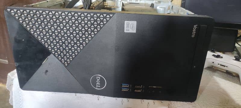 Dell Vostro 3888 0