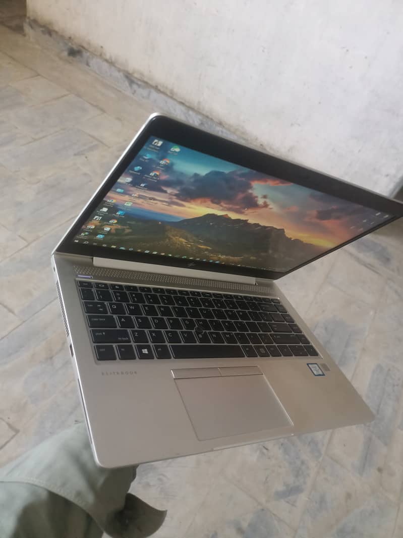 HP Elite Book 840 G5 4