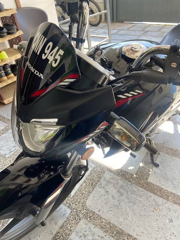 Honda CB 150F 2023 Black 13