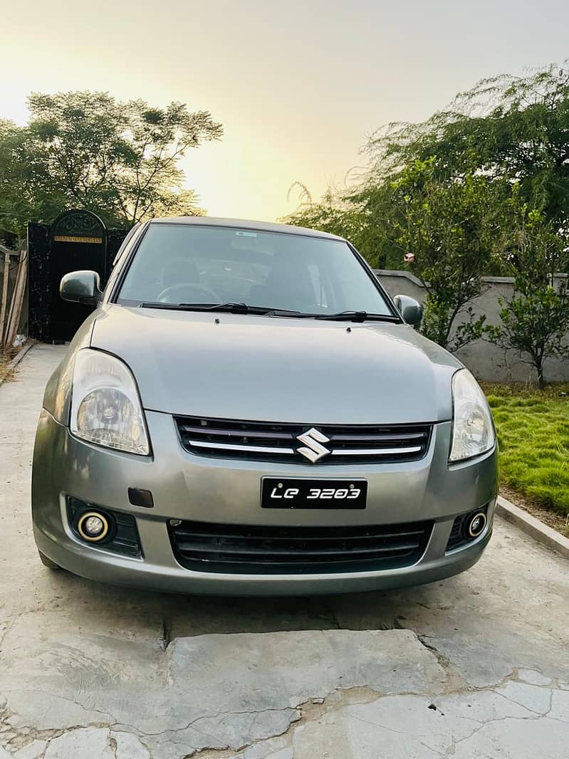 Suzuki Swift 2013 Dlx. (ABS) 8