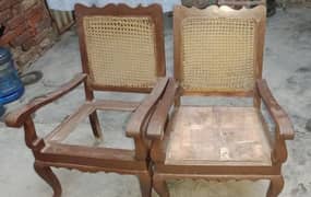 4 Wood chairs