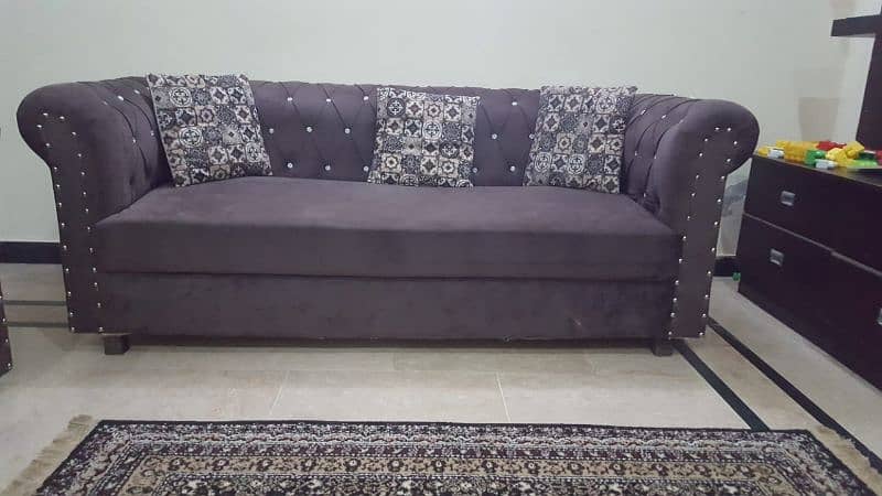 5 Seater Sofa 1