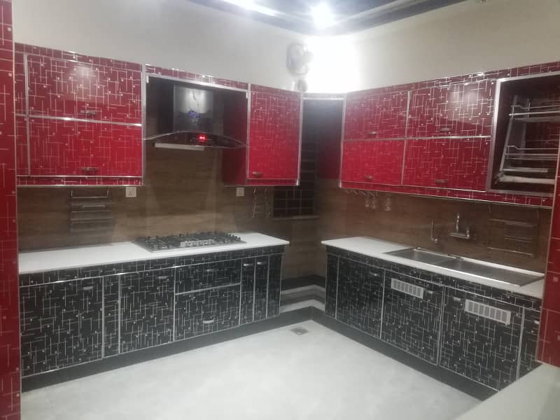 10 MARLA LOWER PORTION FOR RENT IN SECTOR C BAHRIA TOWN LAHORE 7