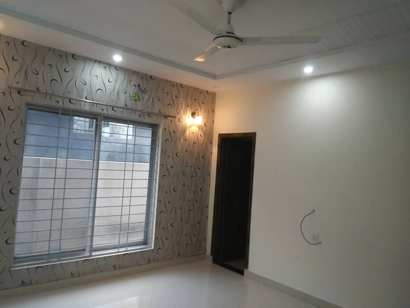 10 MARLA UPPER PORTION FOR RENT IN SECTOR B BAHRIA TOWN LAHORE 1