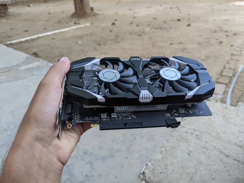 GTX 1050ti 4gb ddr5 128bit 1