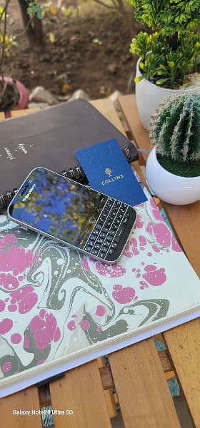 Blackberry Q20 classic New condition (PTA official approved) 7