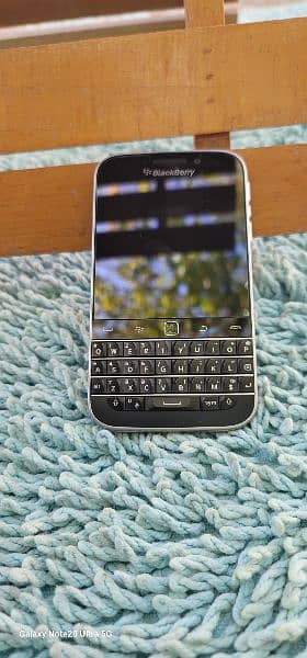 Blackberry Q20 classic New condition (PTA official approved) 9