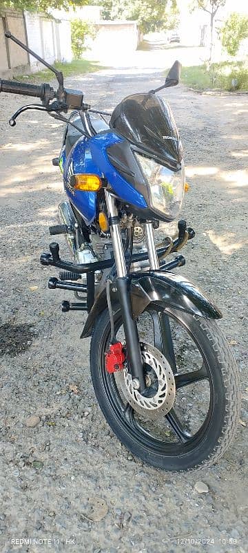 Honda CB 125F 2023 10