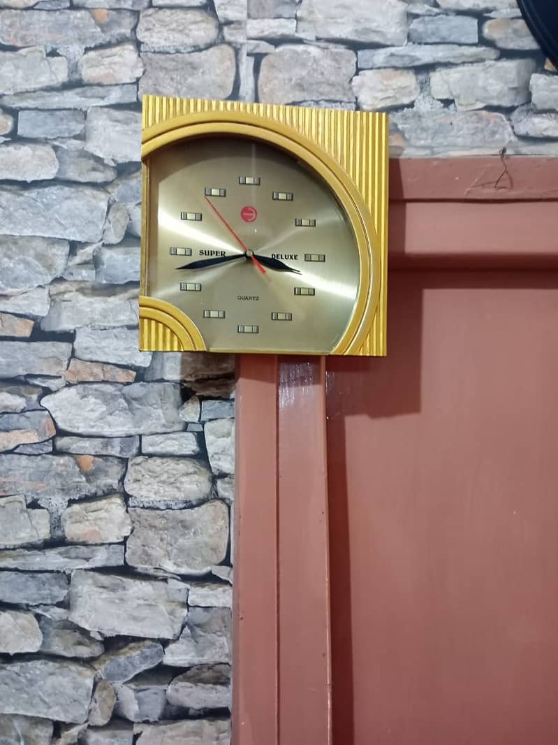 BEAUTIFUL GOLDEN WALLCLOCK(1YWarranty) 2