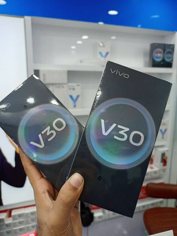 VIVO V30 12/256 box pack PTA approved 1