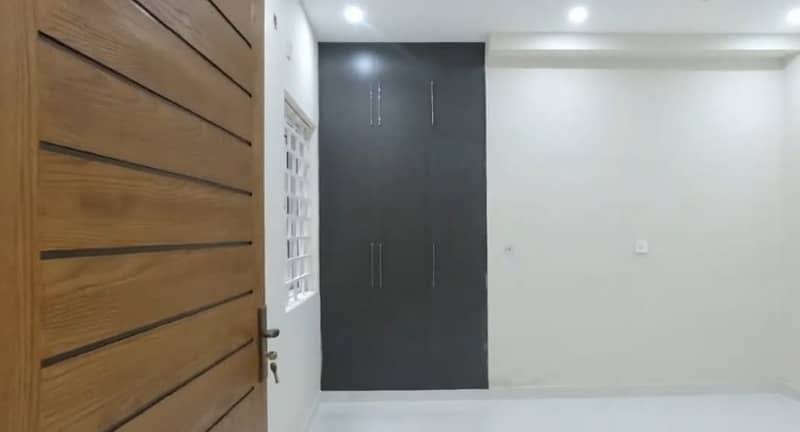 G-11/3 PHA C-Type Fully Renovated Tile Floor Flat For Sale 14