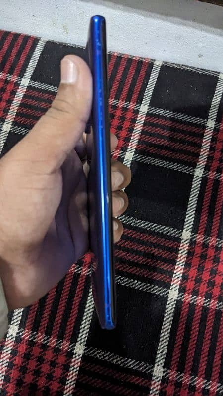 I am selling. my one plus 8pro . . . 03289203346 2