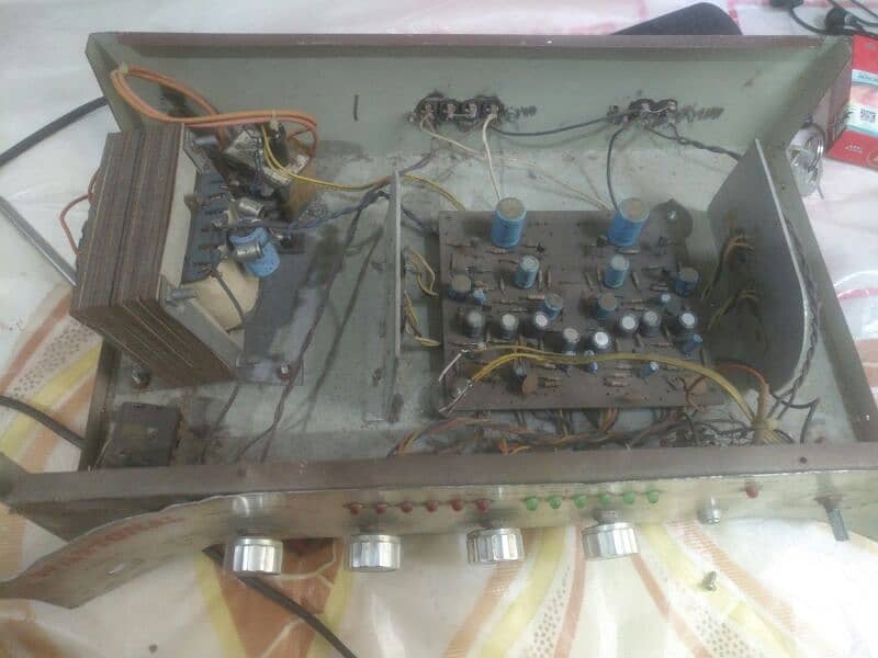 Amplifier 0