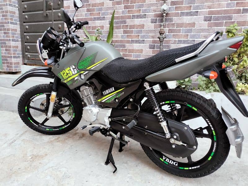 Yamaha YBRG 6