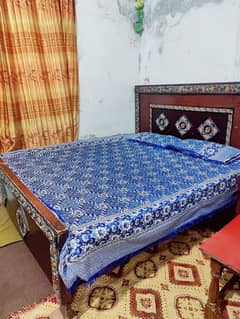 bed urgent sale 0