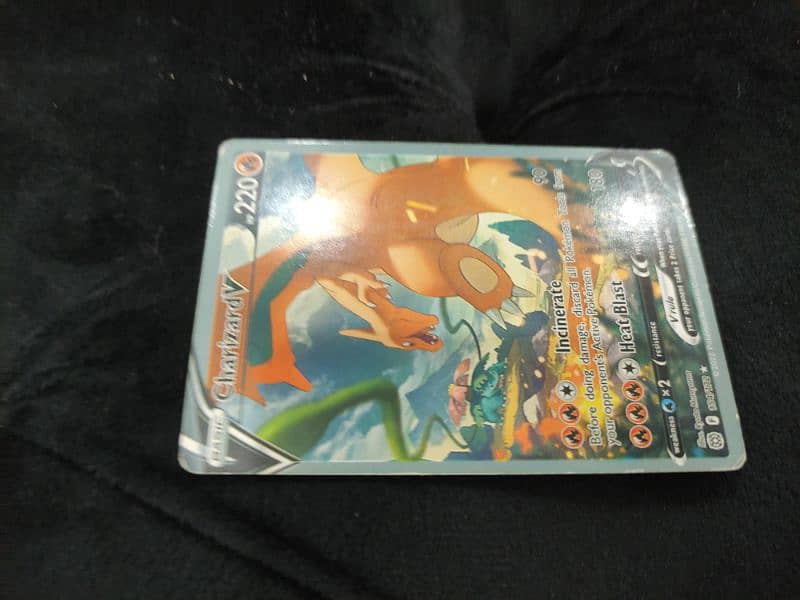 Charizard v new rare card pokemon 6