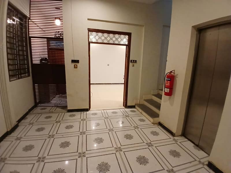 2 Bed Lounge On 4 Floor With Lift Available For Sale 3