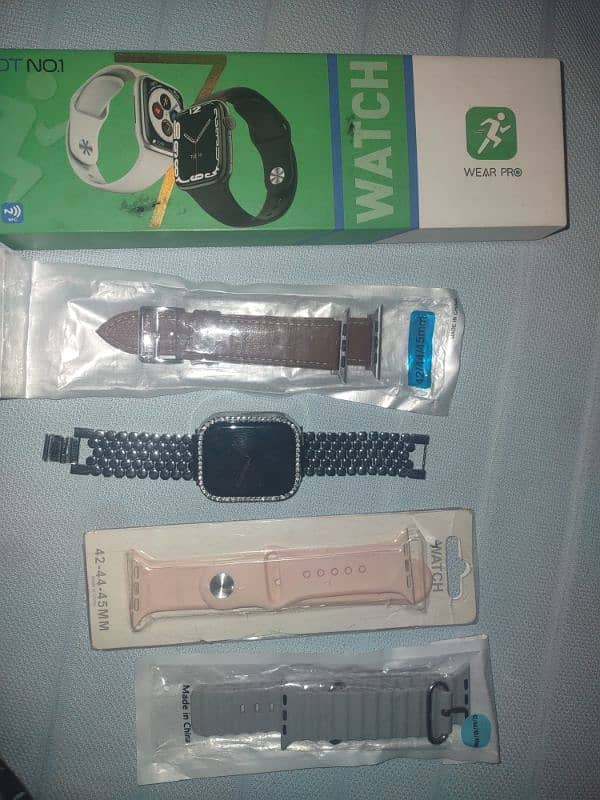 DT no 1 Smart Watch Series 7 Android & ios 0