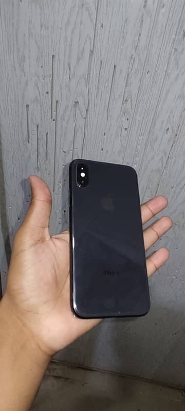 iPhone Xs 1