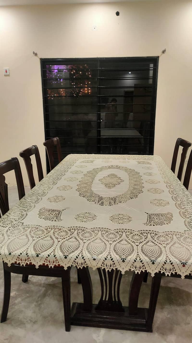 Dining Table with 8 Chairs 5