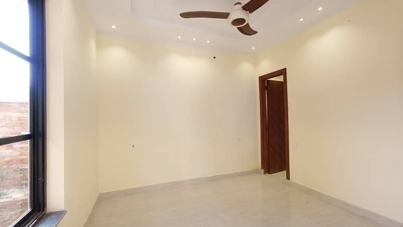 14 Marla House For Rent In G-13/3 Islamabad 5