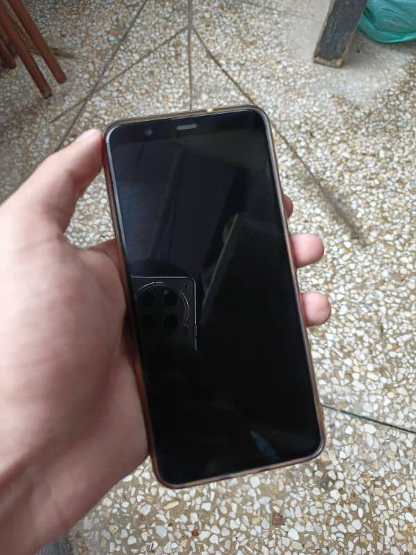 Google pixel 4xL with box 6