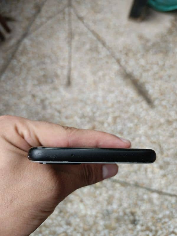 Google pixel 4xL with box 7