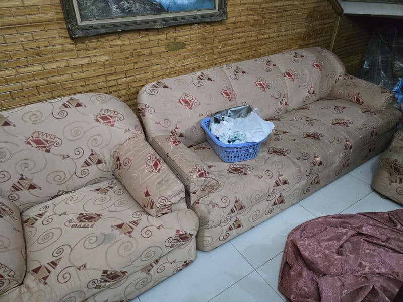 5 seater sofa in solid 2