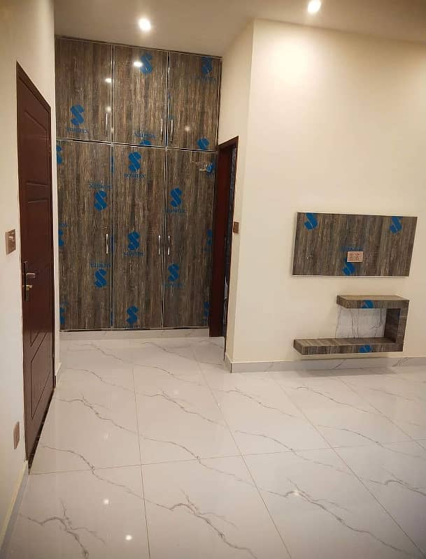 5 Marla Beautifully designed house For Rent In Park View City Lahore. 6