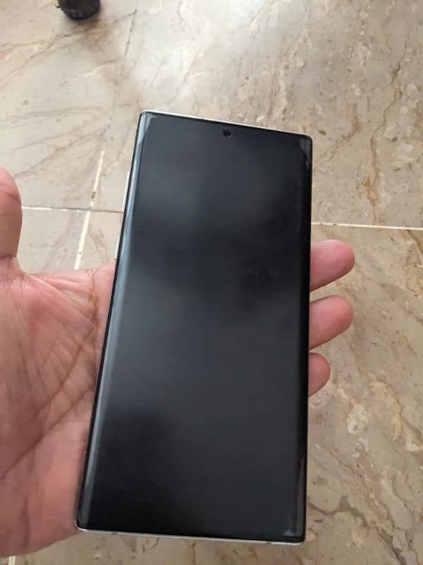 Samsung Note 10 plus 12/512 import from UK 3 years ago condition 10/10 4